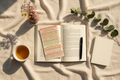 Feuille d'autocollants citations inspirantes dans un décor cocooning pastel